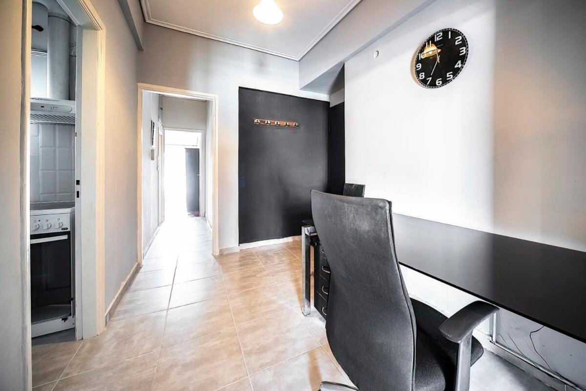 Topfloor Central Apt With Urban Views,3' To Metro Афины Экстерьер фото
